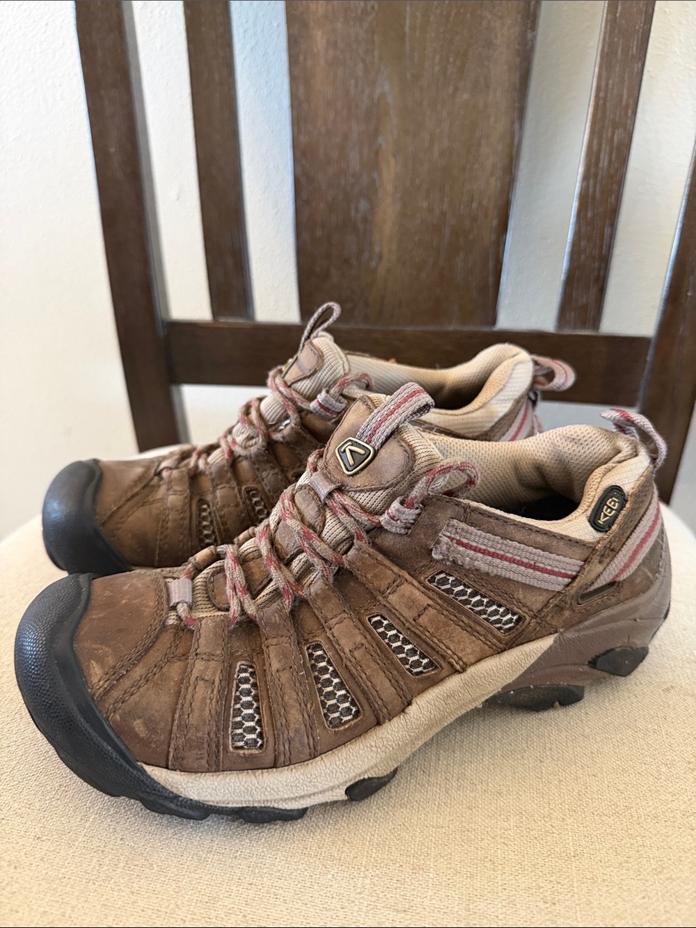 Keen Women’s Low Hiking Trail Shoes Brown Tan Size 6.5